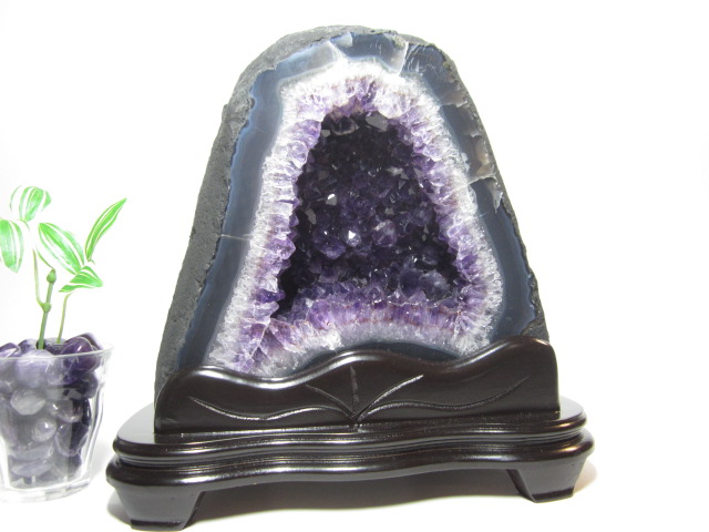 パワーストーンのアメジストドーム・アメジスト原石 9.4Kg 木製台座付
