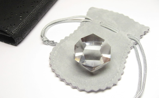 パワーストーンカット水晶の水晶12面カット