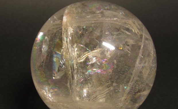 パワーストーン天然石の虹入り水晶06(レインボー水晶丸玉)