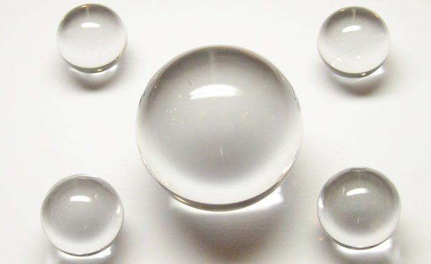 地鎮祭の準備に浄化済み四方地鎮魔除け水晶・地鎮用水晶玉