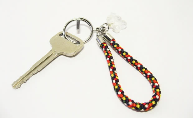 金運・水晶へびお守り厄除け七色キーホルダーorストラップ