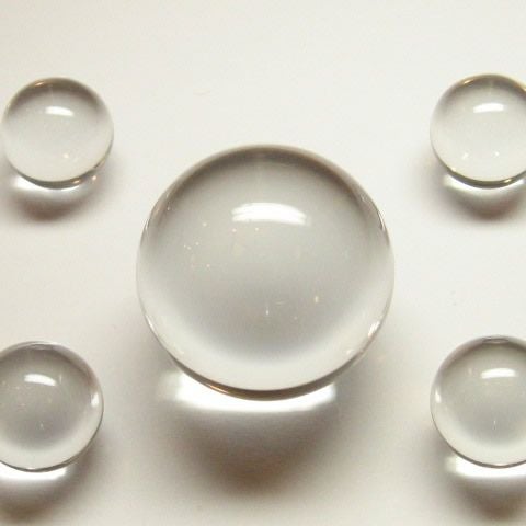 気まぐれ価格！水晶　一寸玉　台付き　縁起物　魔除け　開運 楽天市場】【ポイント10倍 エントリーで】【縁起物】水晶-龍（ドラゴン