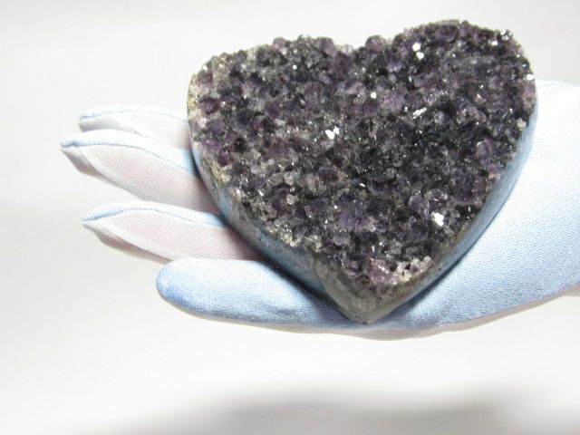 アメジストクラスター(紫水晶）原石 　ハート型H04