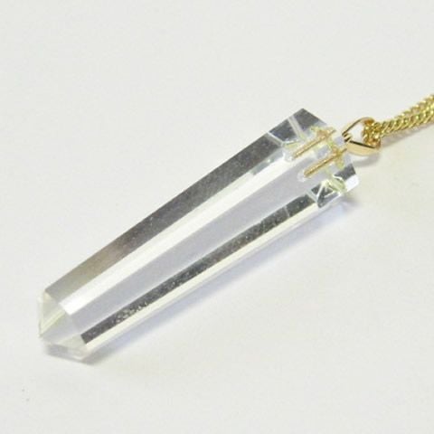 天然水晶のネックレス、 天然水晶、幸運石、平安を守る、ペンダント お守り・幸運のペンダント水晶六角柱／幸せを呼ぶ石PAX