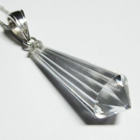 水晶剣パワーストーンペンダントネックレス・水晶剣ペンダント