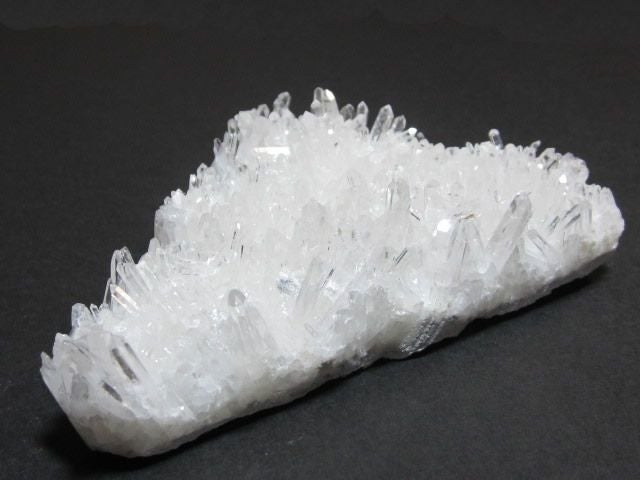 天然の水晶原石 四川省産水晶クラスターS05