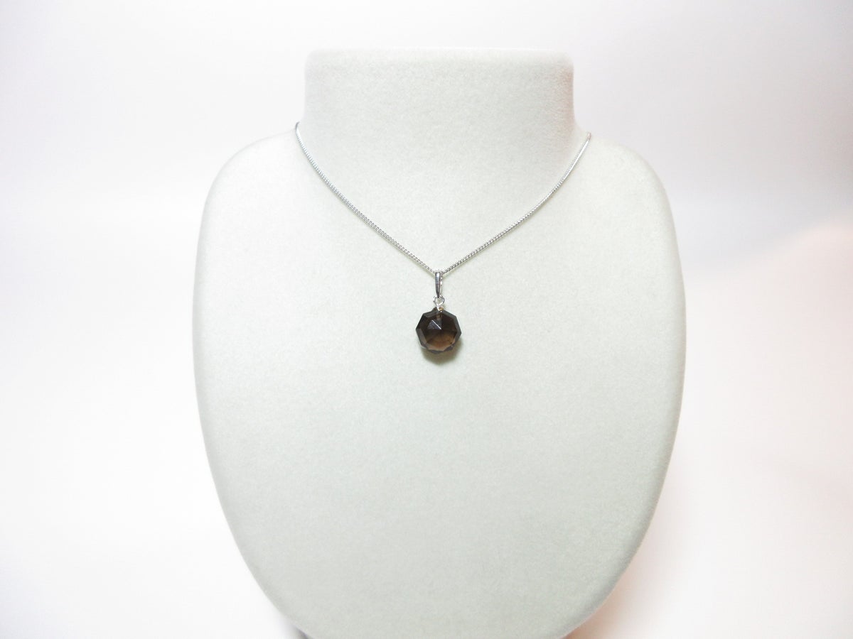 茶水晶（スモーキークォーツ）八角カット　ペンダント  ネックレス