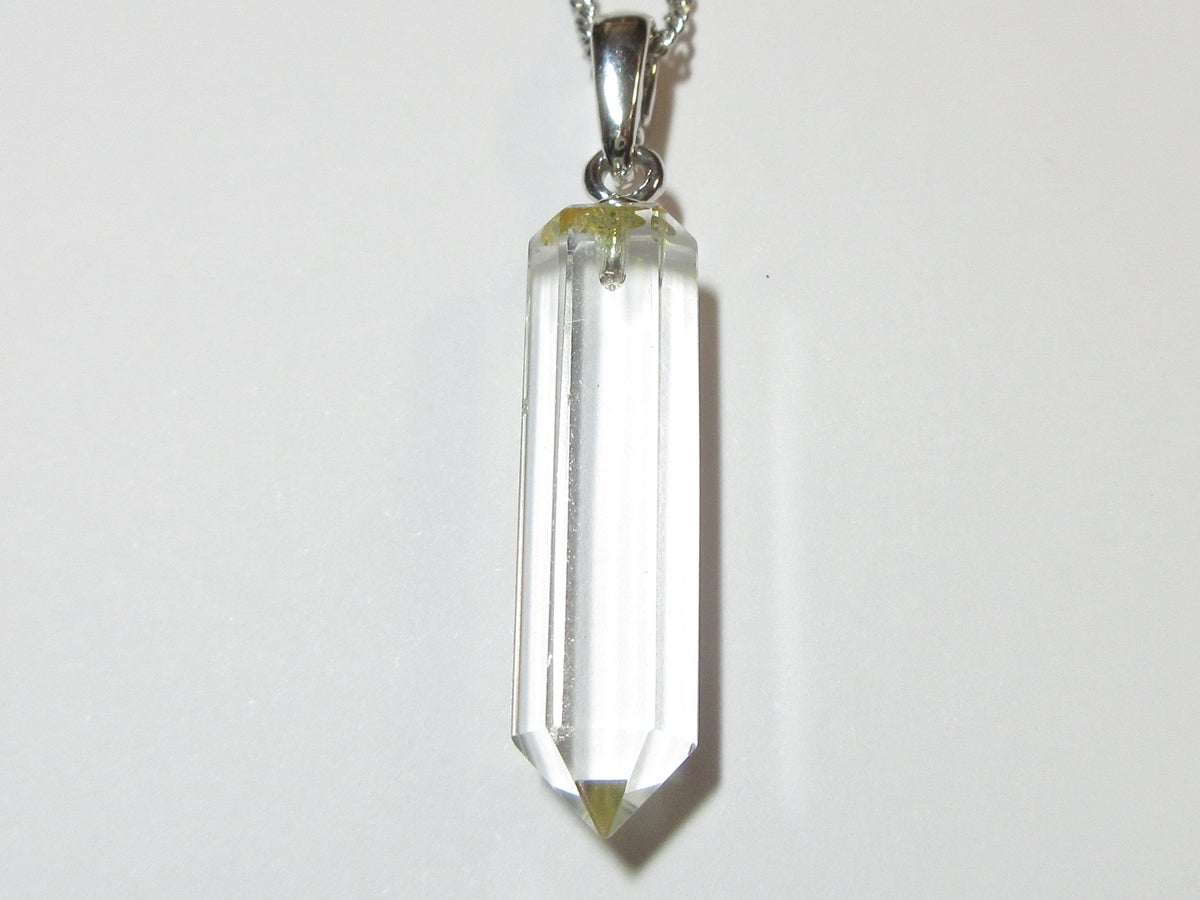 天然石・パワーストーン  水晶　六角柱　チェーン付きペンダントトップ サイズ 約22mm×6mm PJT-06